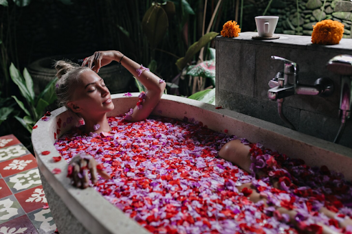 Herbal medicated baths are a traditional Ayurvedic therapy designed to promote relaxation, detoxi… post image