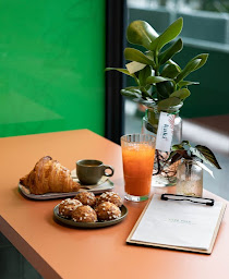 Photo n°3 de Café Vert - Printemps Nation à Paris (Café)