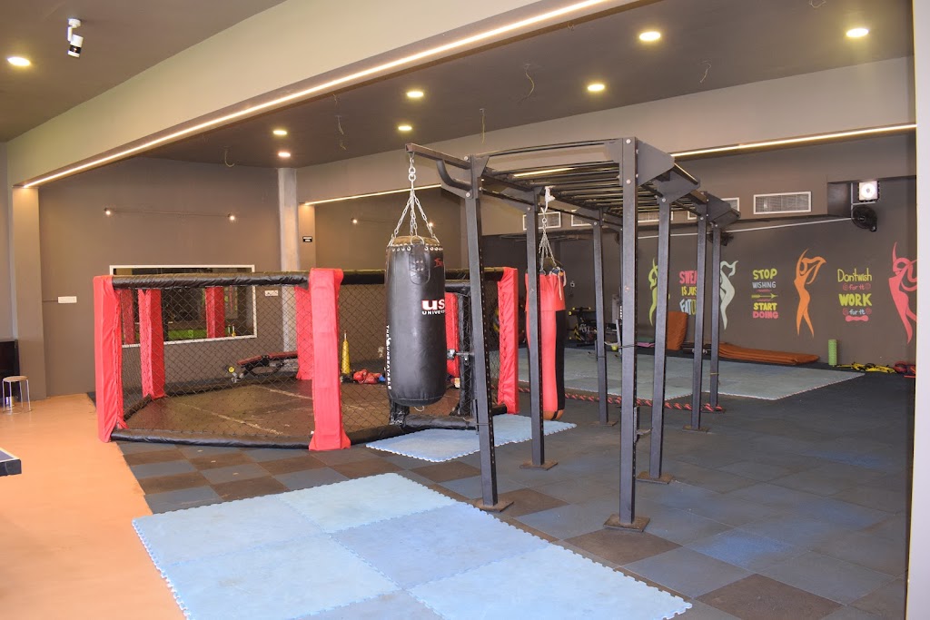 Best Gym Unisex Gym Fitness Centre