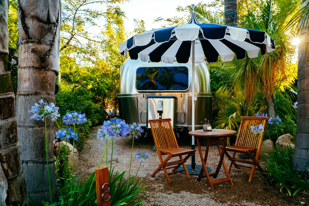 Caravan Outpost