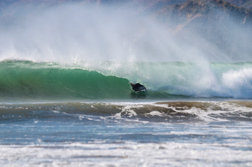 WB Surf Camp - Thumbnail
