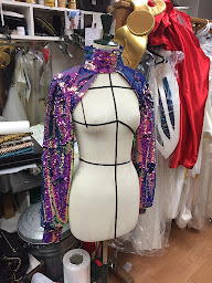 Photo n°1 de EDB Costumes à Saint-Ouen (Atelier de couture)