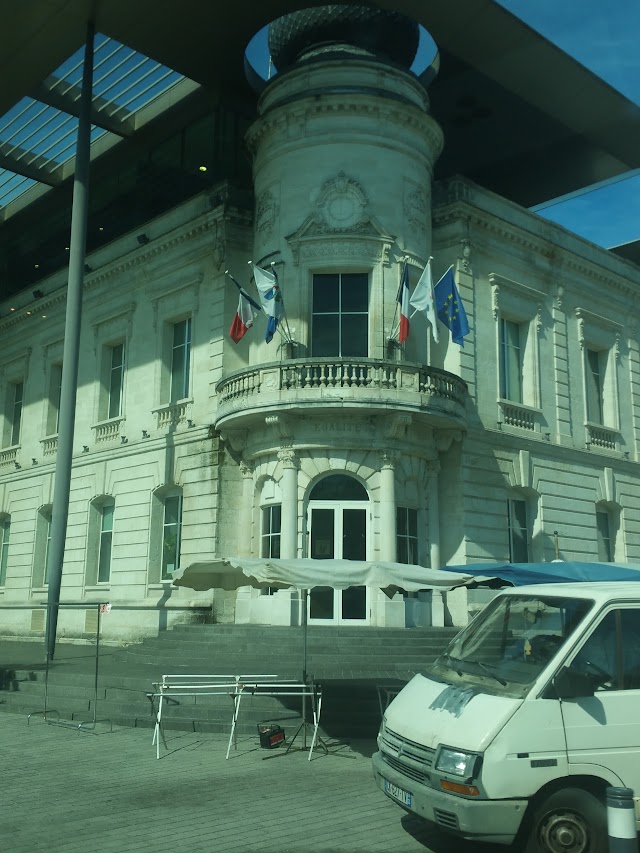 Médiathèque de Mérignac Centre BDX