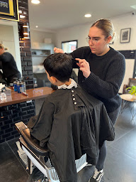 Photo n°35 de FORMEN Serris - Coiffeur & Barbier à Serris (Institut de beauté)