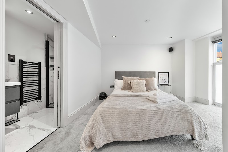 Calbra Homes | Short Term Rental And Serviced Accommodation | Premium Homes And Apartments photo 2