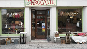 Photo n°13 de De la Cave au Grenier à Saint-Agrève (Magasin d'antiquités)
