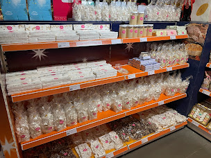 Photo n°8 de Douceurs du Palais - Magasin de bonbons, nougat et spécialités provençales à Montélimar (Magasin)
