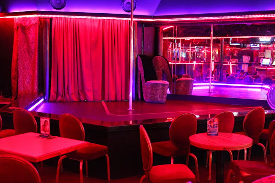 Star Garden Topless Dive Bar North Hollywood by null