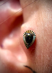 Photo n°4 de Lilypique à Bourg-Saint-Maurice (Salon de piercing)
