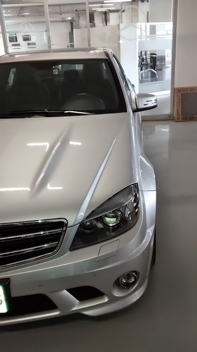 Photos of Mercedes Benz