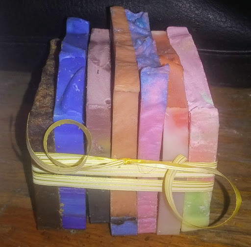 BOHnee Soaps - Visual