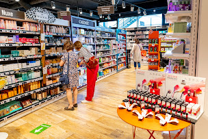 Photo n°39 de One Nation Paris Outlet à Les Clayes-sous-Bois (Centre de marques)