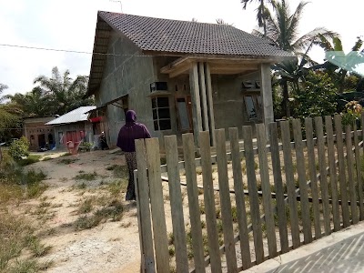 Photos of Tuti Faridahni