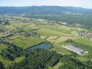 Photo n°2 de AéroClubs de Belfort et sa Région (ACBR) à Sermamagny (Aéro-club)