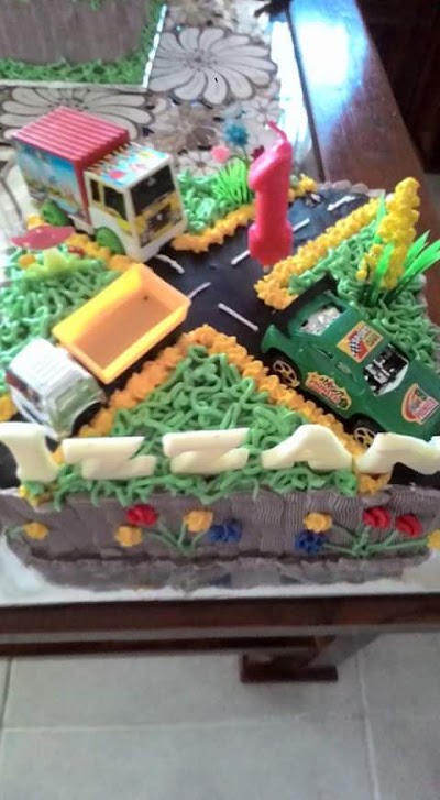 Photos of Novie Cake
