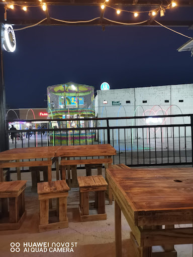 Acuña Food Park - Thumbnail