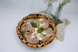 Photo n°3 de FoodTruck Coppia à Corny-sur-Moselle (Pizzas à emporter)