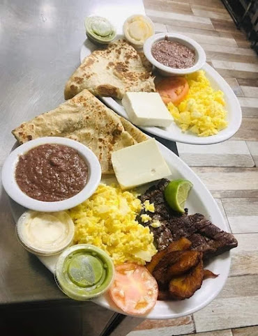 Pupuseria Patty by null