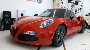 Photo n°11 de Prestige Autoradio - Les Maitres Acousticiens à Paris (Vendeur d'alarmes automobiles)