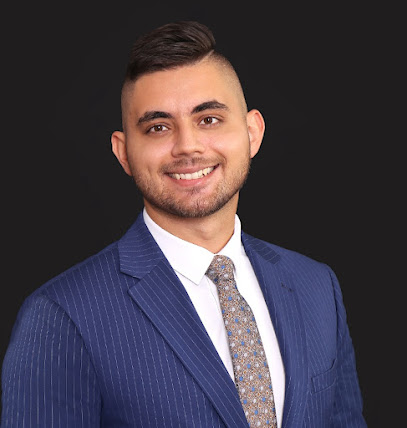 Tomáš Šalváry - finančný sprostredkovateľ, finančný poradca