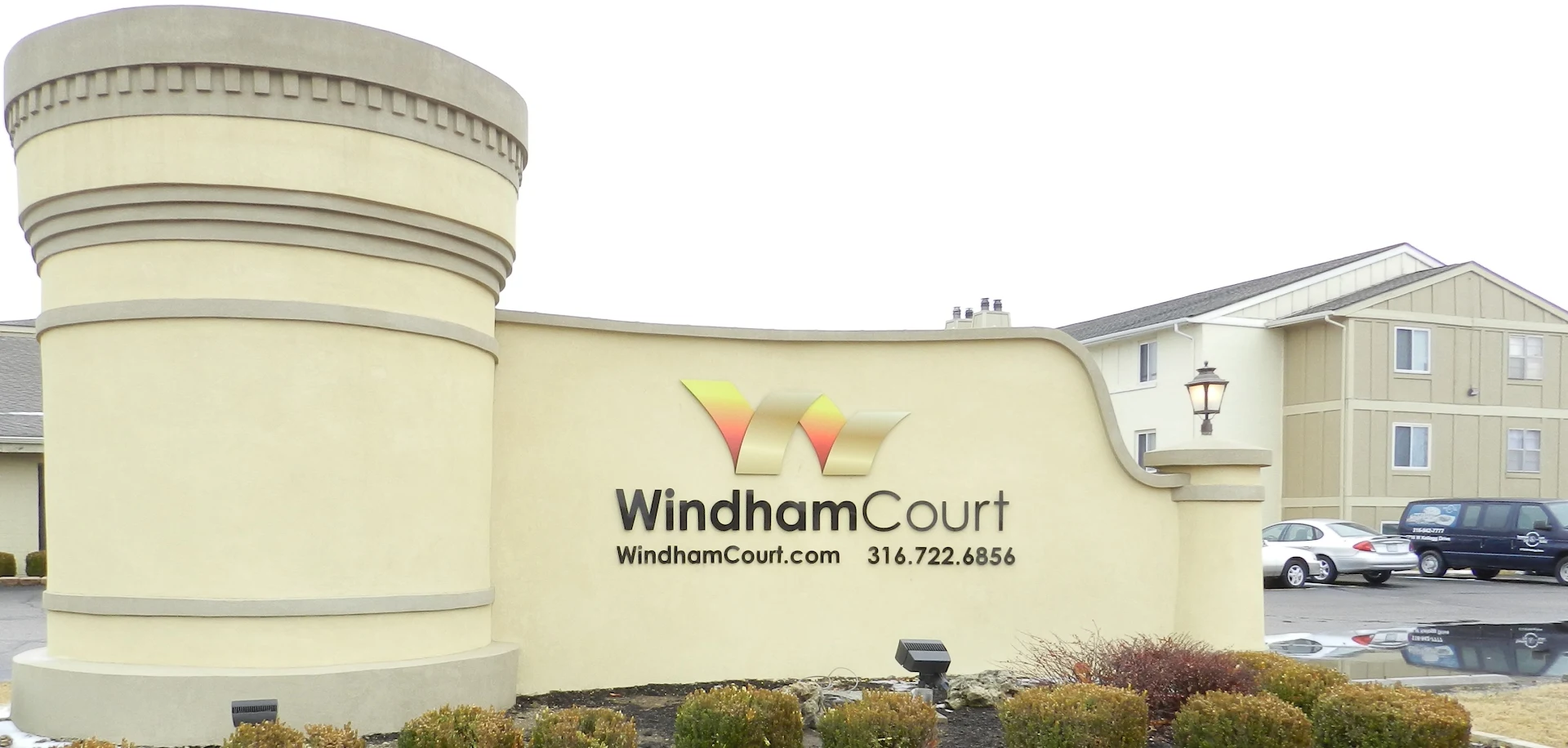 Windham Court: Wichita Apartments