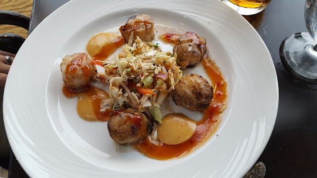 The Lookout at the Pyramid