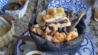 Photos of Candelas on the Bay