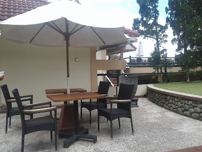 Photos of Puri Indah Inn