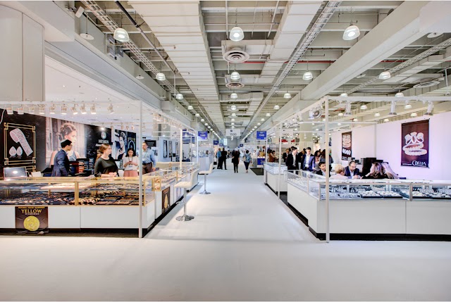 American Fixture & Display Corp.