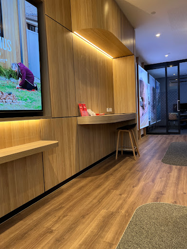 NAB Branch - Dandenong Plaza Gallery - Australia