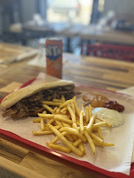 Photo n°11 de Ô İstanbul kebab à Marseille (Restauration rapide)