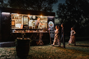 Photo n°23 de Chapeau de paille foodtruck à Dissay-sous-Courcillon (Prestataire de mariage)