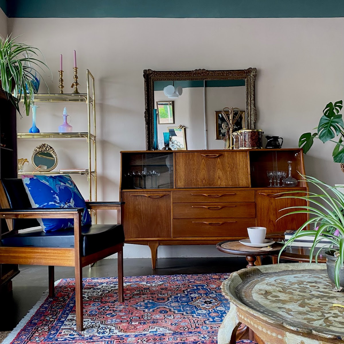 Oakwood Vintage