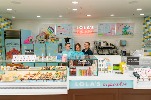 Lola's Cupcakes Bluewater