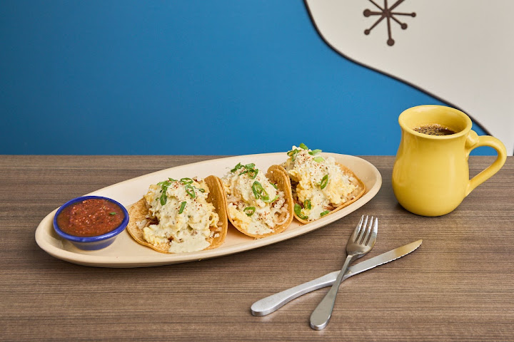 Snooze, an A.M. Eatery by null