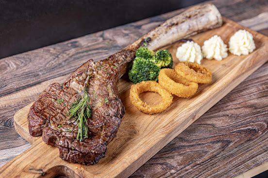 CH Steakhouse & Bar by null