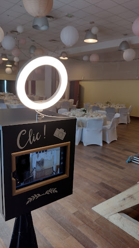 Ouest Photobooth - Location de Photobooth en Bretagne - Thumbnail