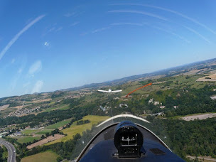 Photo n°2 de Aéroclub Pierre Herbaud à Le Broc (Centre de loisirs)