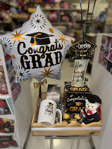 Jayden Flowers and Balloons Gallery - United States