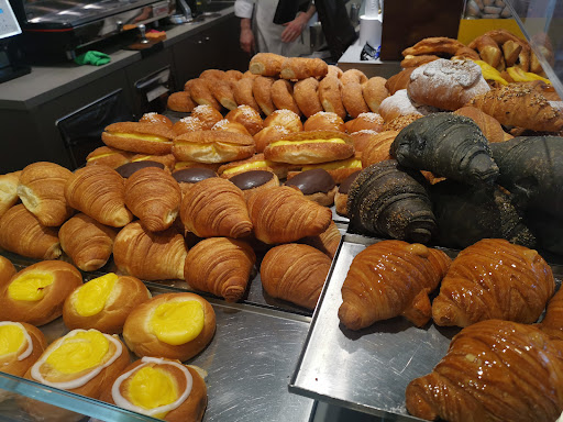 Pasticceria Caffetteria La Creme Gallery - Italy
