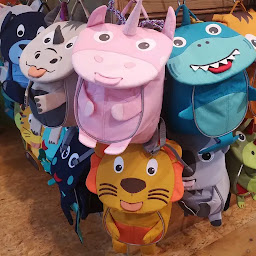 Photo n°5 de Lalouli Et Compagnie à Saint-Pierre-d'Oléron (Magasin de vêtements pour jeunes)