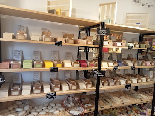 Photo n°18 de La Savonnerie de La Drôme à Die à Die (Magasin de cosmétiques)