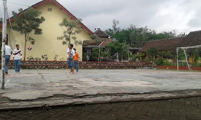 Photos of SMAN 1 KENDAL PLUS ENTREPRENEUR