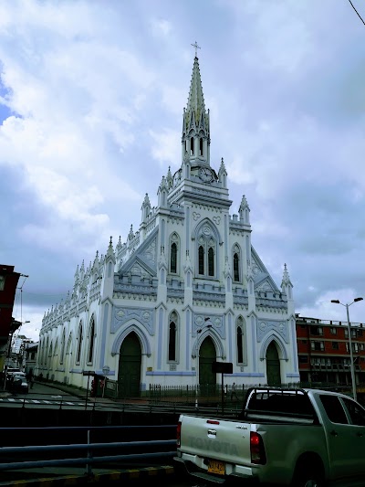 Photos of Plaza Alfonso L&oacute;pez
