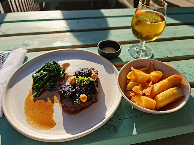 Reviews of Farmyard Restaurant in Norwich - Restaurant