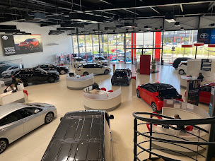 Photo n°32 de Toyota - ADL - Montpellier à Lattes (Vendeur de voitures d'occasion)