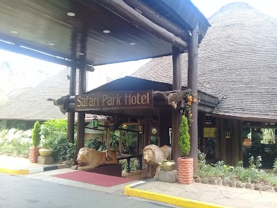 Photos of Safari Park Car Park