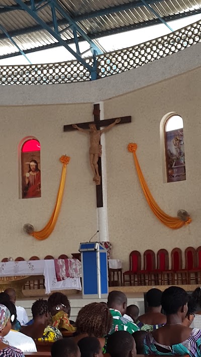 Photos of Eglise Catholique de Menontin Marie Auxiliatrice