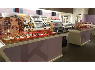 Photo n°7 de KIKO Milano à Villiers-en-Bière (Magasin de cosmétiques)