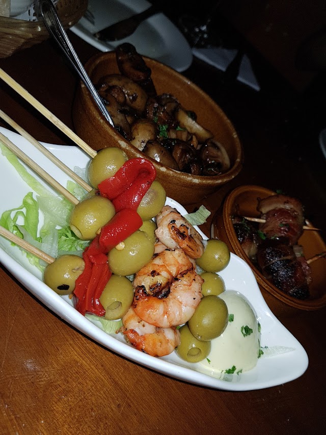 Pinchos Tapas Bar